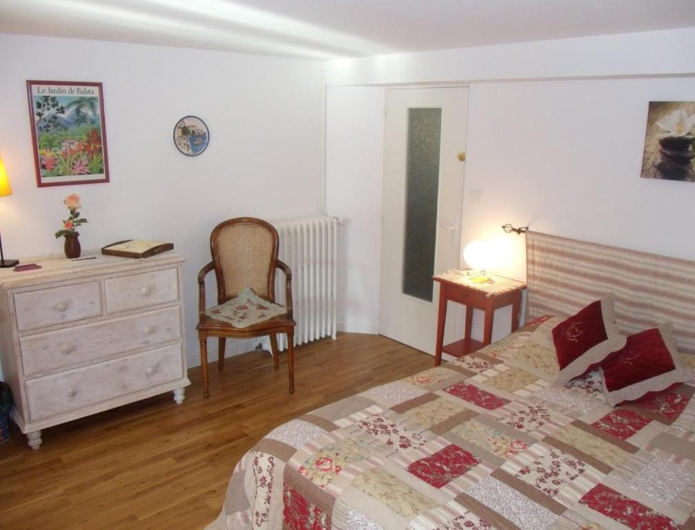 Le Grand Jardin Bed & Breakfast Beaune  Room photo