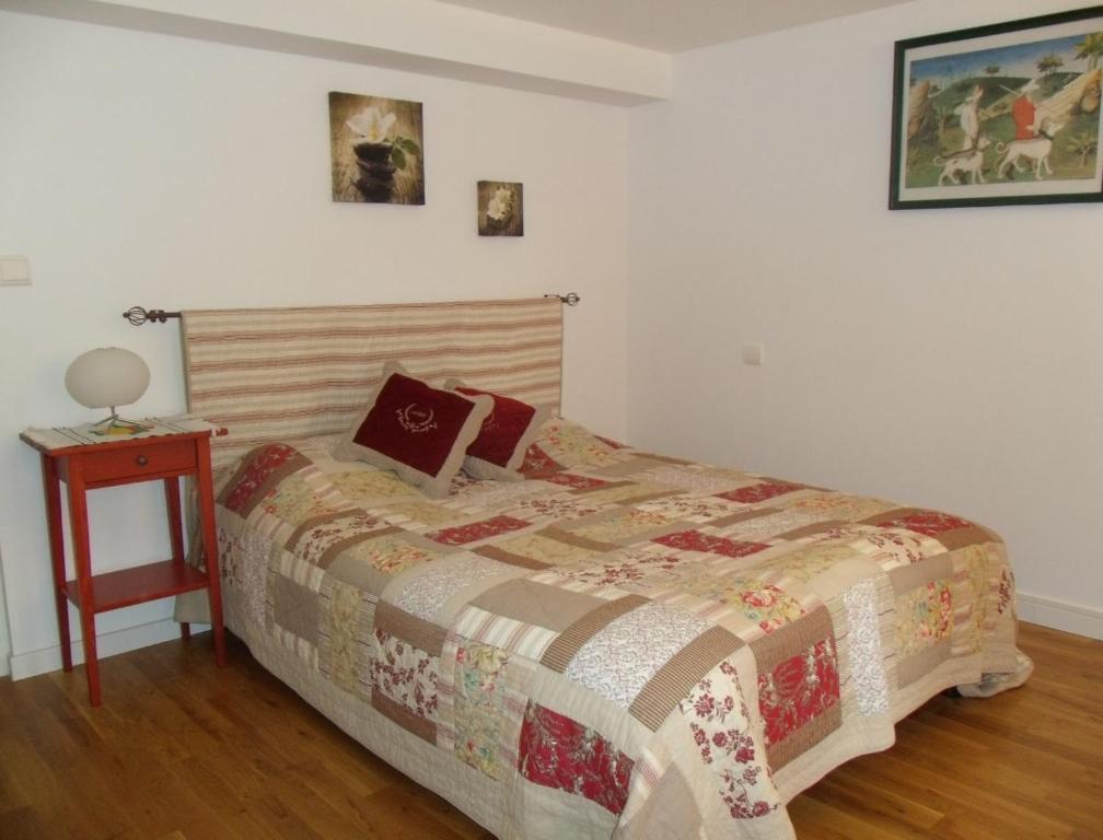 Le Grand Jardin Bed & Breakfast Beaune  Room photo