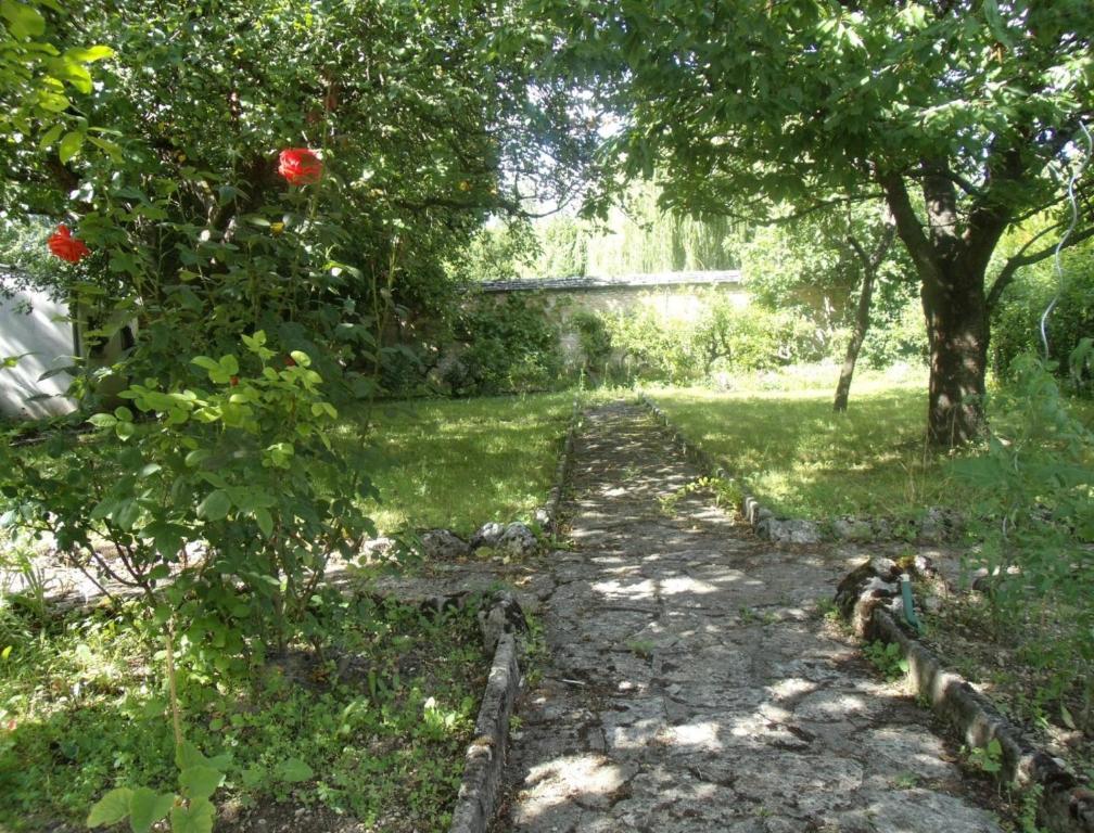 Le Grand Jardin Bed & Breakfast Beaune  Exterior photo